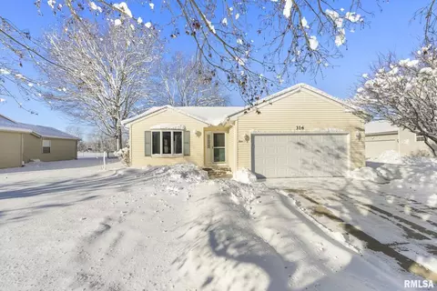 316 8th Ave, Hampton, IL 61256