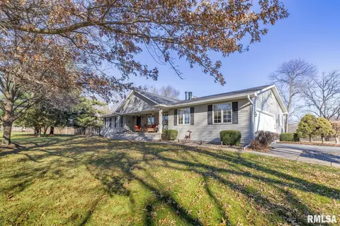 5203 38th Ave, Moline, IL 61265 photo 5