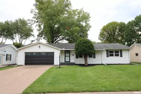 604 40th Ave, East Moline, IL 61244