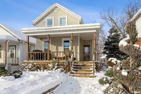 550 6th Ave S, Clinton, IA 52732