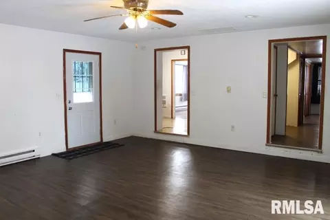 241 E Garfield St, Kewanee, IL 61443 photo 17