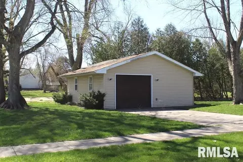241 E Garfield St, Kewanee, IL 61443 photo 7