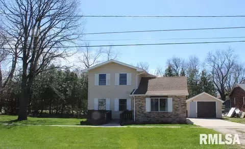 241 E Garfield St, Kewanee, IL 61443
