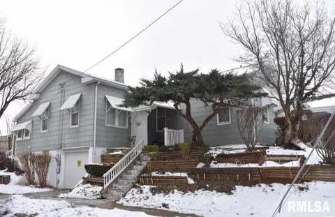 534 Jackson St, Quincy, IL 62301