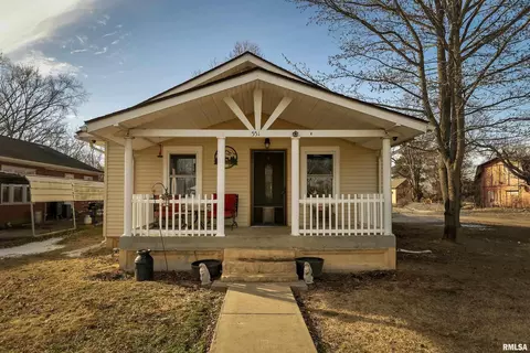 551 N Seba St, Hurst, IL 62949