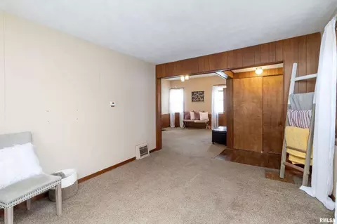 332 E Palace Row, Geneseo, IL 61254 photo 5