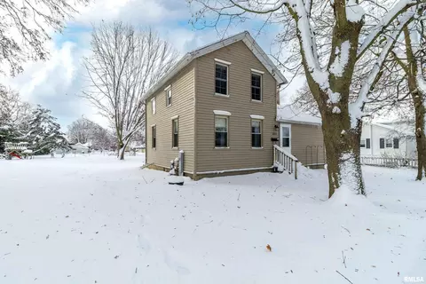 332 E Palace Row, Geneseo, IL 61254 photo 2