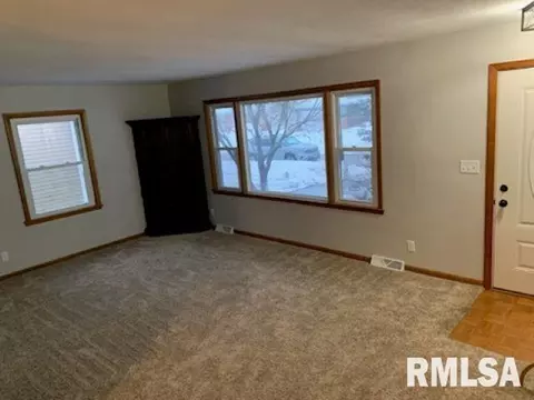 3522 37th St, Moline, IL 61265 photo 7