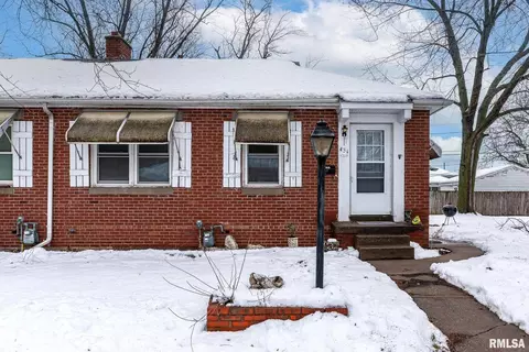 431 26 12 St, Bettendorf, IA 52722
