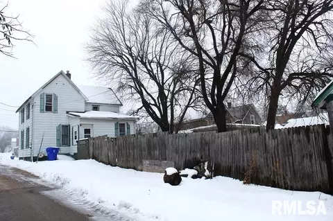525 Willow St, Kewanee, IL 61443 photo 7