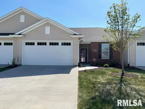 5650 Kristi Ln, Bettendorf, IA 52722
