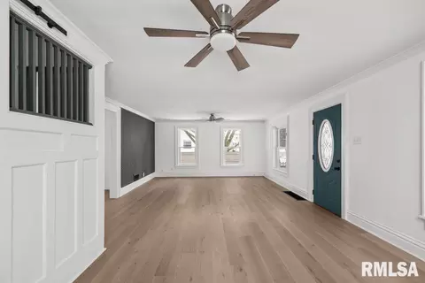 703 NW 3rd Ave, Galva, IL 61434 photo 5