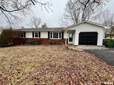 203 E River Bend Dr, De Soto, IL 62924