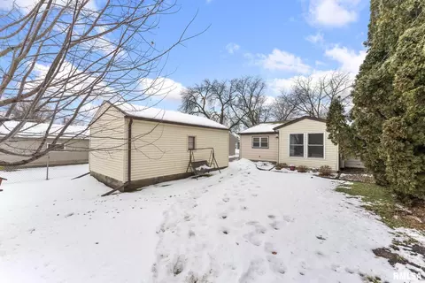 4420 51st St, Moline, IL 61265 photo 14
