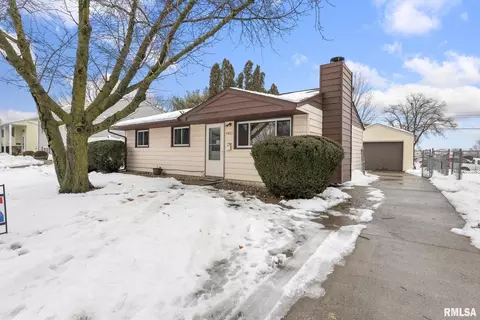 4420 51st St, Moline, IL 61265 photo 2