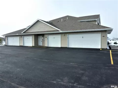 400 E Franklin St #103, Eldridge, IA 52748 photo 3