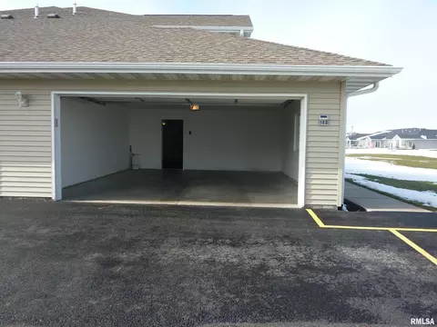 400 E Franklin St #103, Eldridge, IA 52748 photo 21