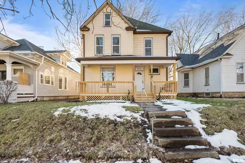1036 14th St, Rock Island, IL 61201