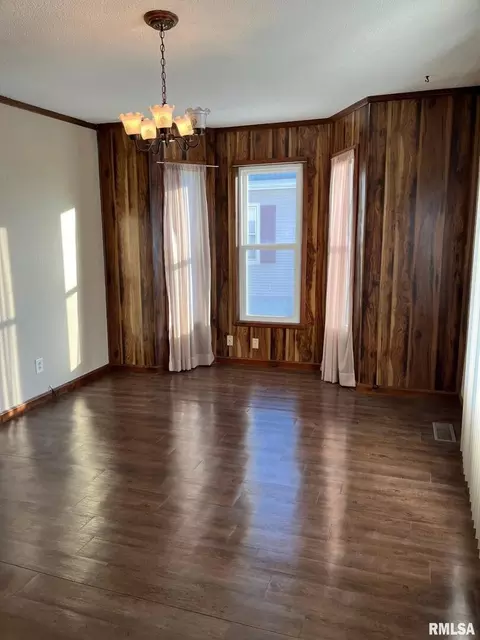 418 Dwight St, Kewanee, IL 61443 photo 13