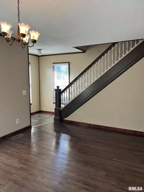 418 Dwight St, Kewanee, IL 61443 photo 11