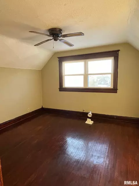 418 Dwight St, Kewanee, IL 61443 photo 24