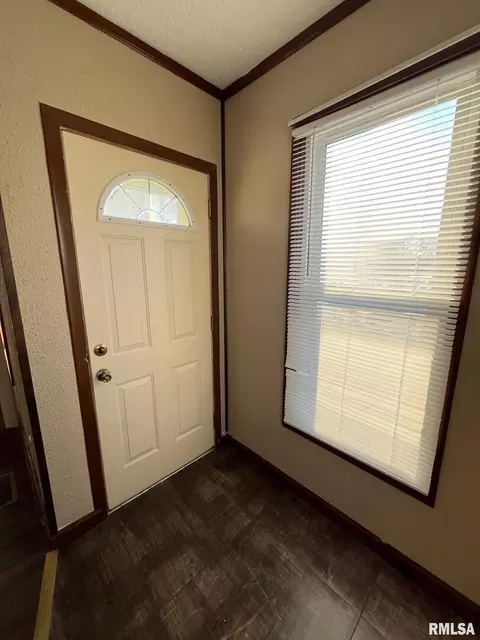 418 Dwight St, Kewanee, IL 61443 photo 9