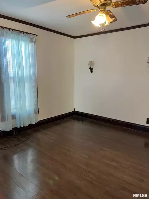 418 Dwight St, Kewanee, IL 61443 photo 15
