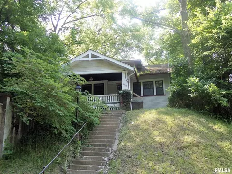 1906 11th Ave #A, Moline, IL 61265 photo 3