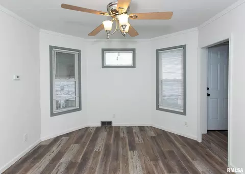 1801 16th St, Moline, IL 61265 photo 12