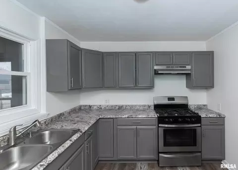 1801 16th St, Moline, IL 61265 photo 14