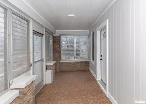 1801 16th St, Moline, IL 61265 photo 6