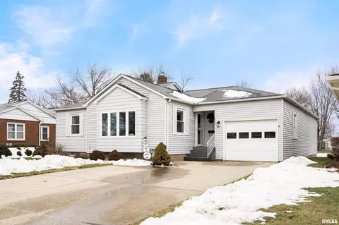 509 E Main St, Geneseo, IL 61254