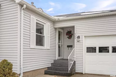509 E Main St, Geneseo, IL 61254 photo 4