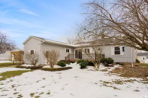 509 E Main St, Geneseo, IL 61254 photo 5