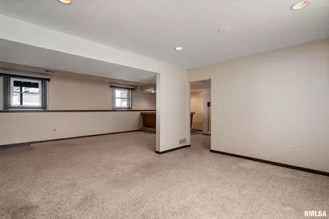 3333 35th Ave, Moline, IL 61265 photo 20
