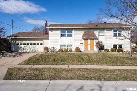 3333 35th Ave, Moline, IL 61265