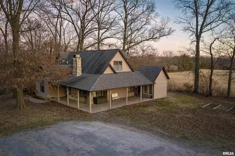 15951 Bing Ln, Marion, IL 62959