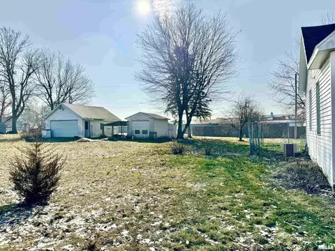 108 W Jackson St, Joy, IL 61260 photo 2
