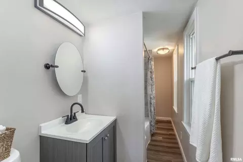 1006 17th Ave, Moline, IL 61265 photo 11