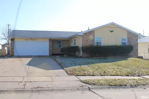 2623 N Dittmer St, Davenport, IA 52804