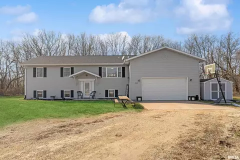 2507 Market St, Thomson, IL 61285