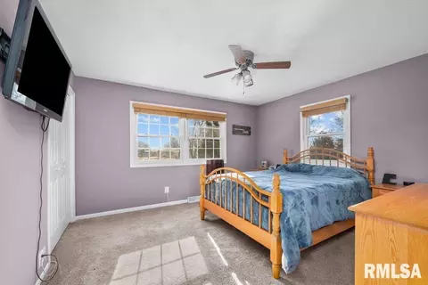 308 Cherokee Dr, Park View, IA 52748 photo 16