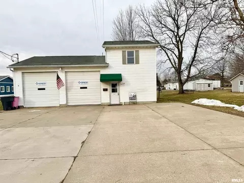 203 SW 5th Ave, Aledo, IL 61231