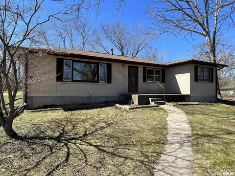 1009 Shady Acres Ln, Quincy, IL 62305