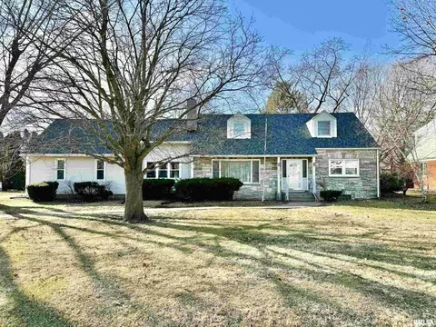1003 SW 3rd Ave, Aledo, IL 61231