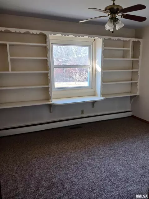 399 Park Lane St, Herrin, IL 62948 photo 38