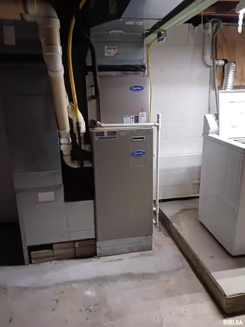399 Park Lane St, Herrin, IL 62948 photo 13