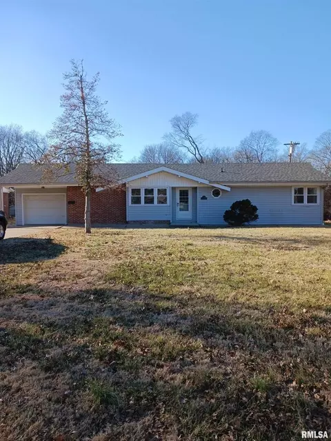 399 Park Lane St, Herrin, IL 62948