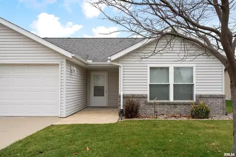 507 Larkspur Ln, Geneseo, IL 61254