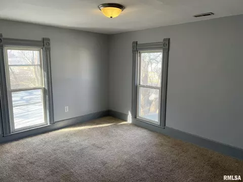 312 E Gale St, Williamsfield, IL 61489 photo 31